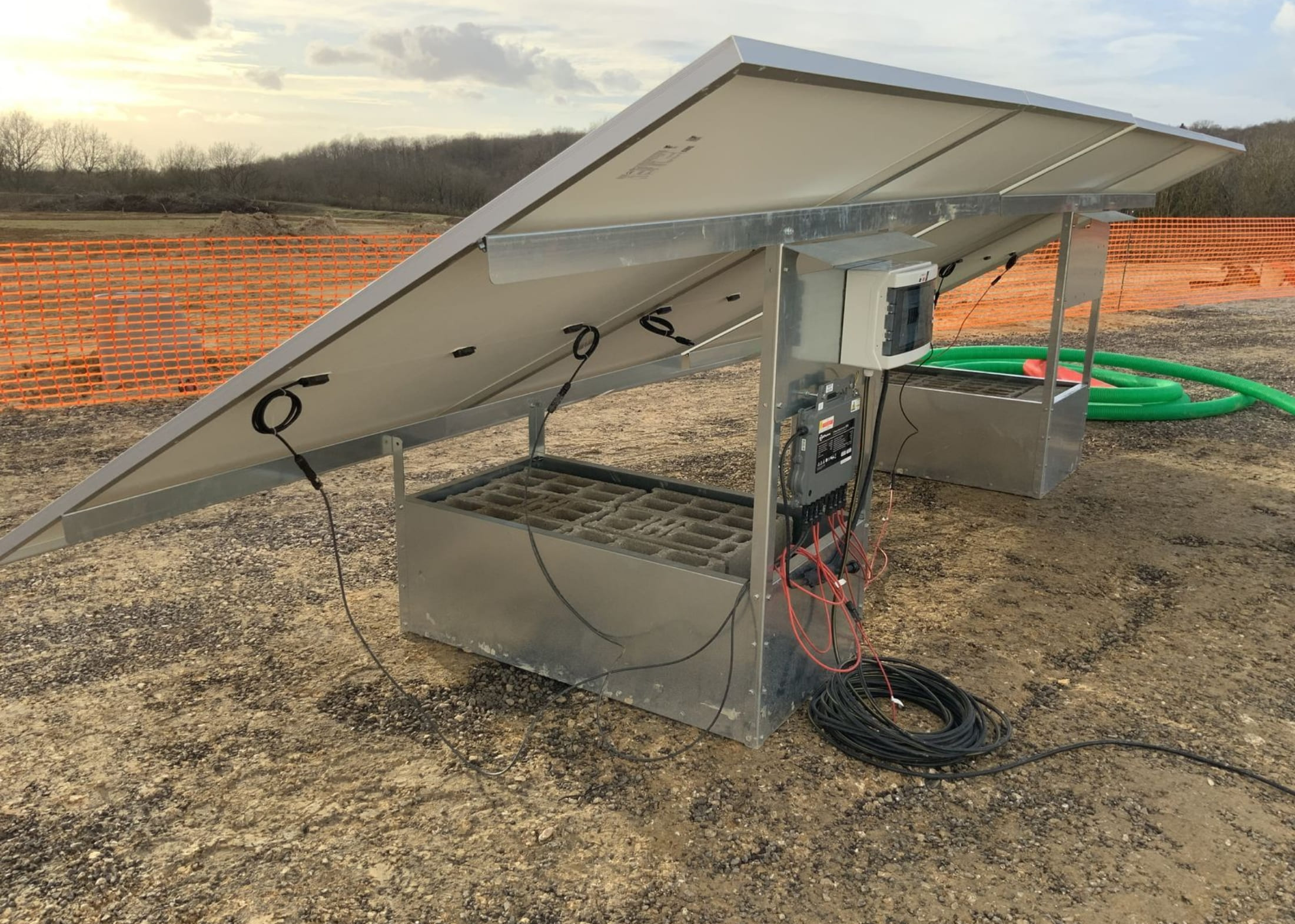 The base of our platform in Heudebouville under solar power